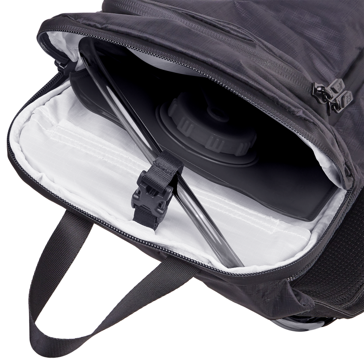 New Balance Performance 4L Hydration Backpack in SCHWARZ