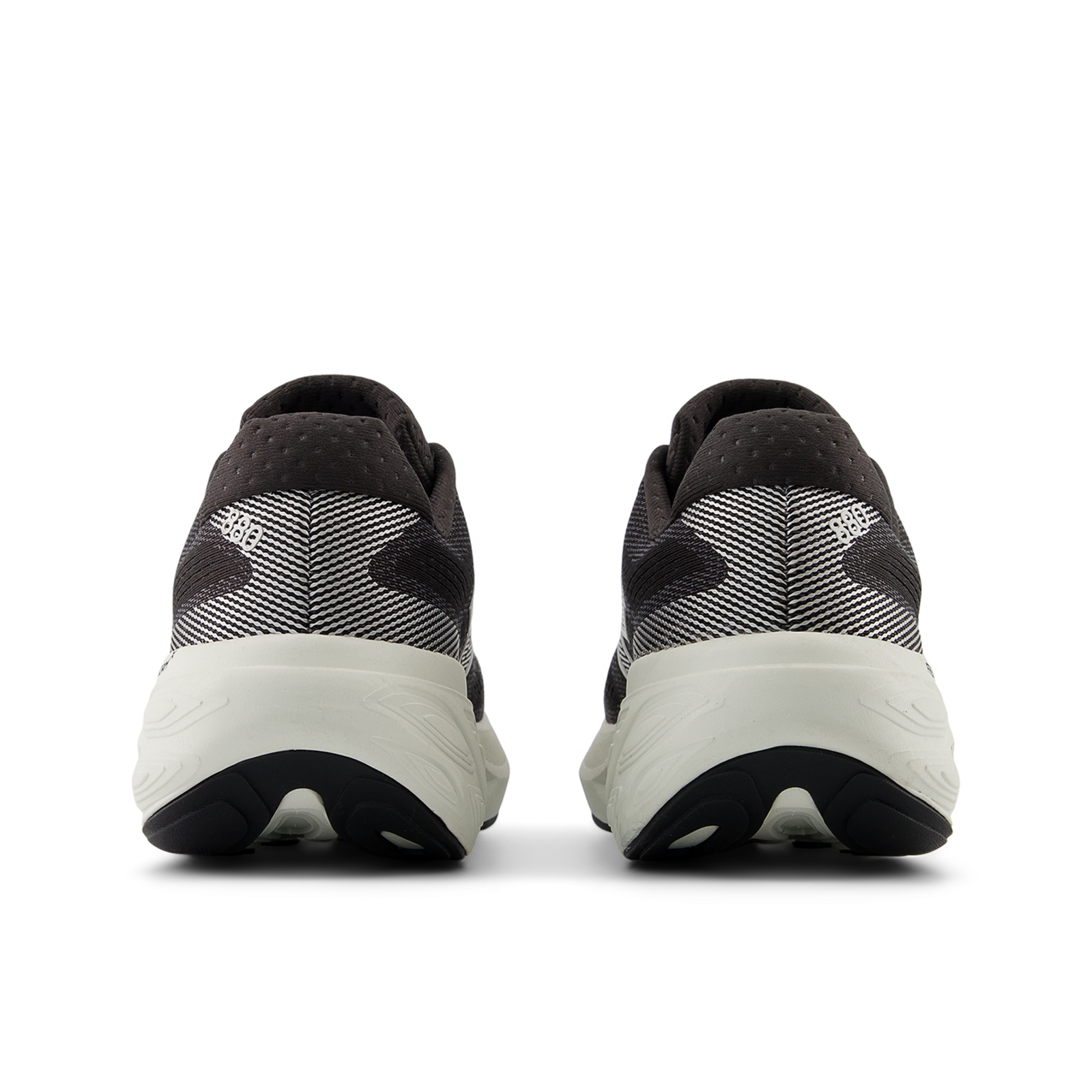 New Balance W 880 v15 Laufschuhe in SCHWARZ
