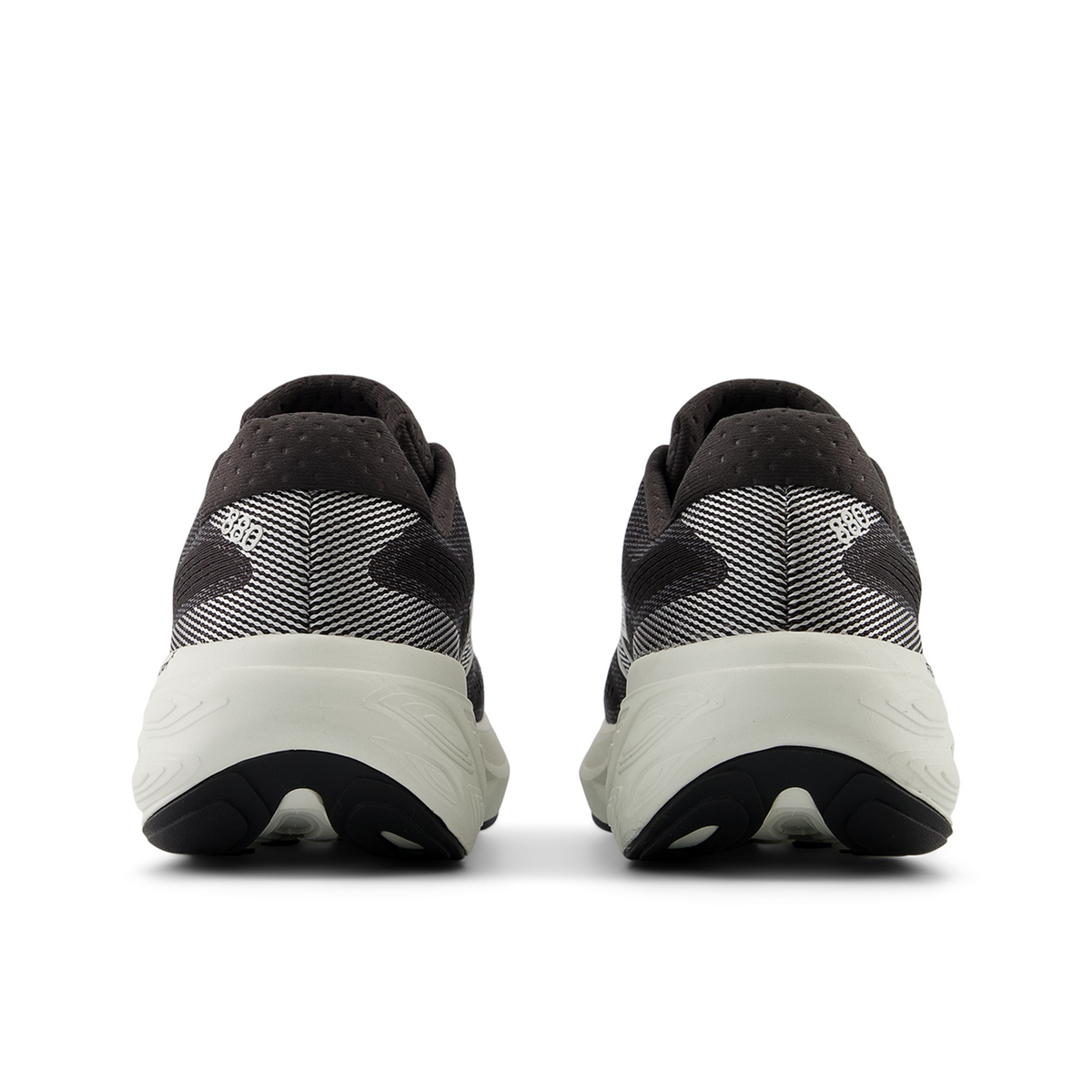 New Balance W 880 v15 Laufschuhe in SCHWARZ