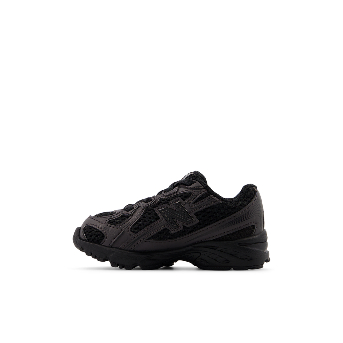 New Balance I 740 Core Freizeitschuhe in SCHWARZ
