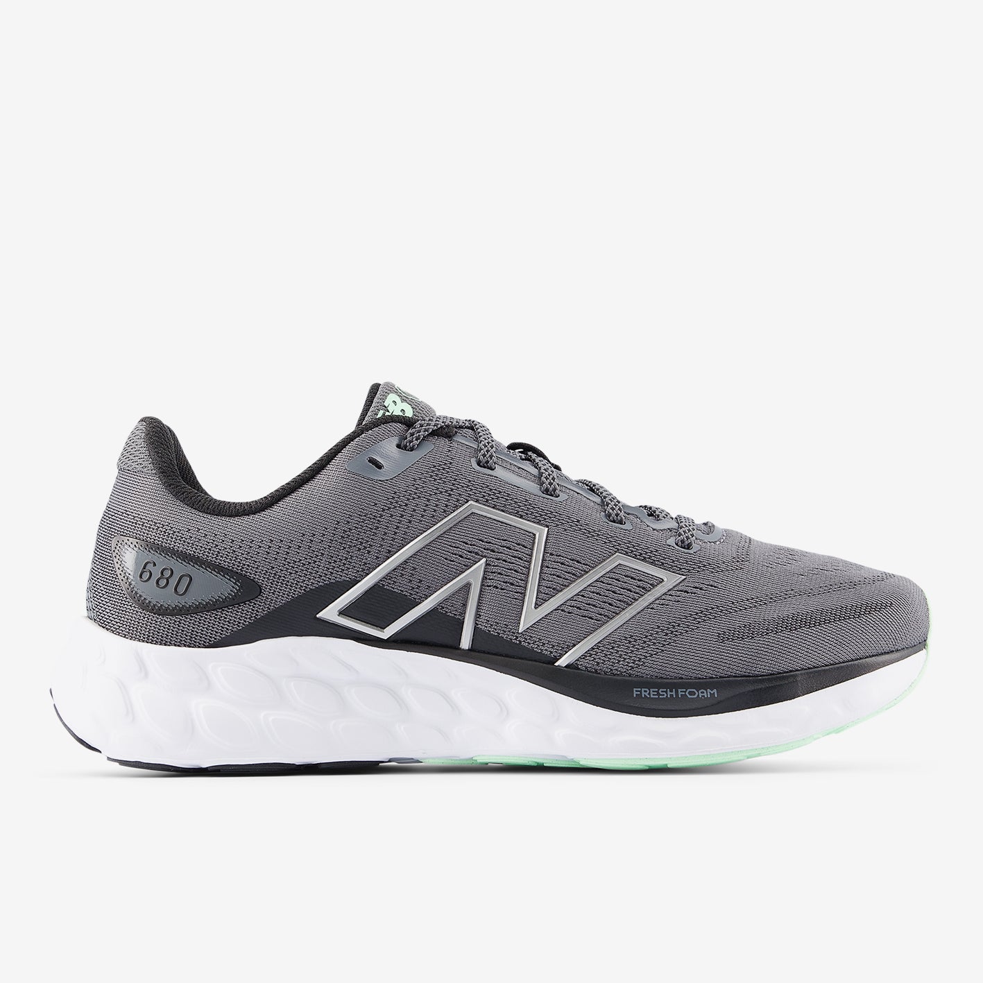 M 680 v8 Chaussures de course