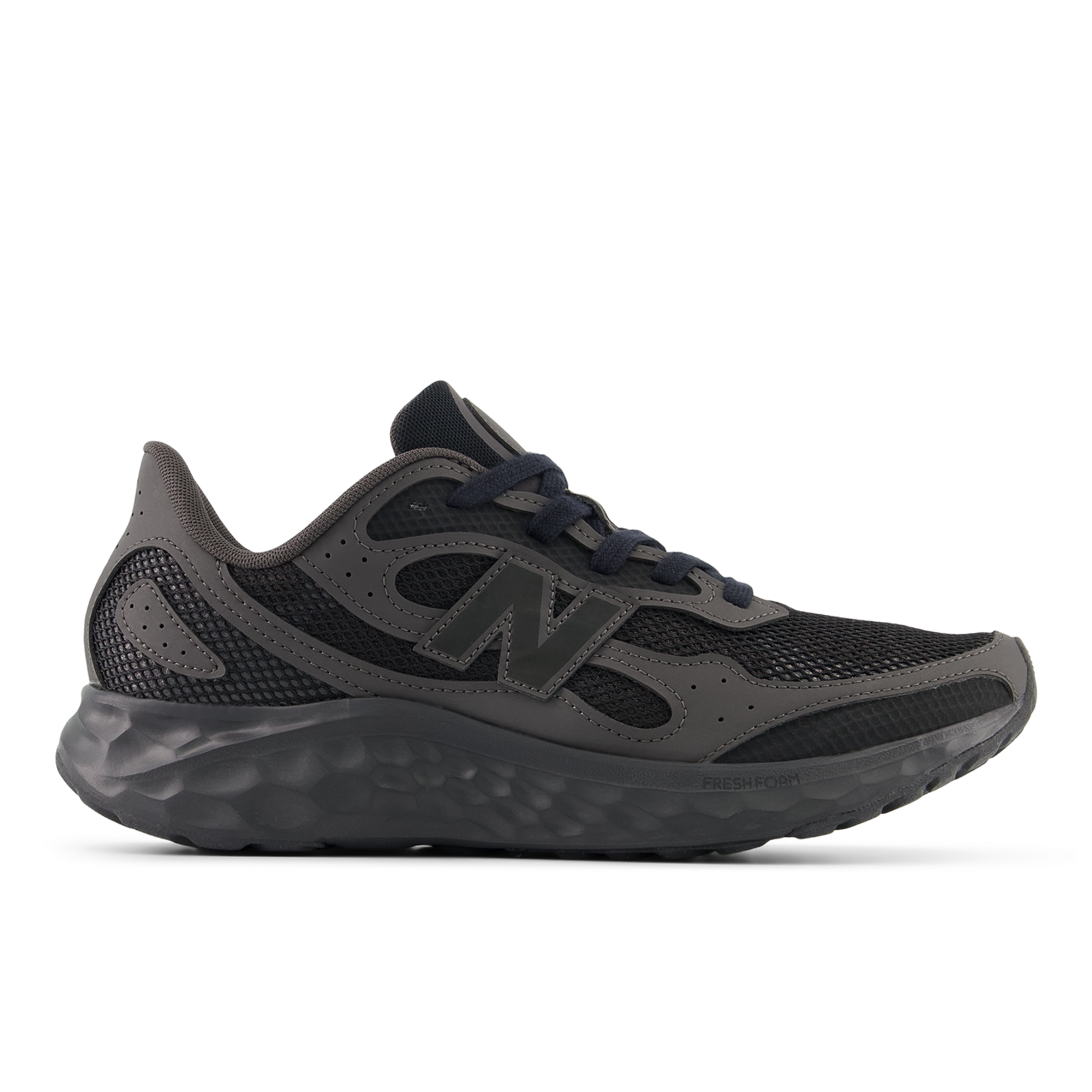 New Balance M Arishi v4 Laufschuhe in SCHWARZ