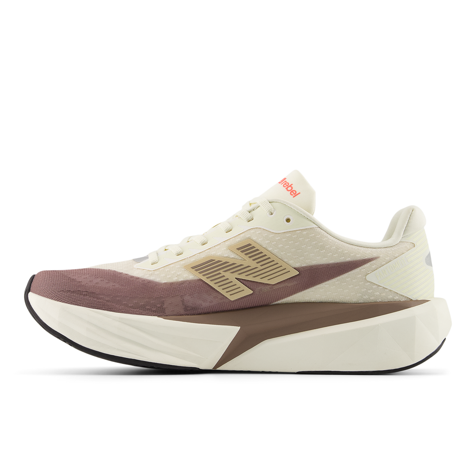 New Balance M Rebel v5 Laufschuhe in BEIGE