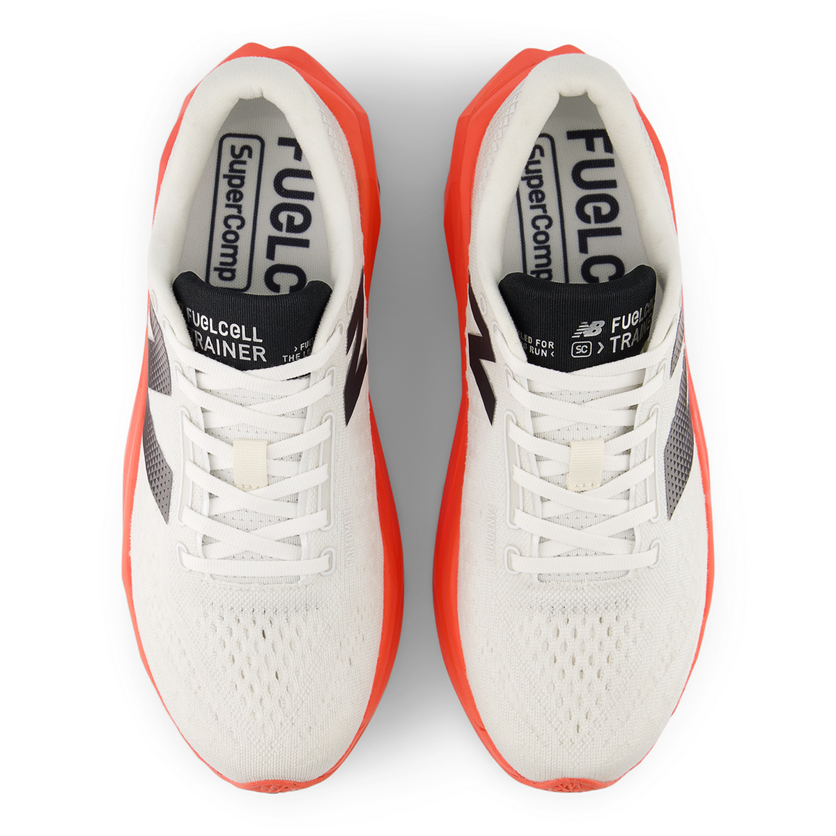 New Balance M SuperComp Trainer v4 Laufschuhe in ROT