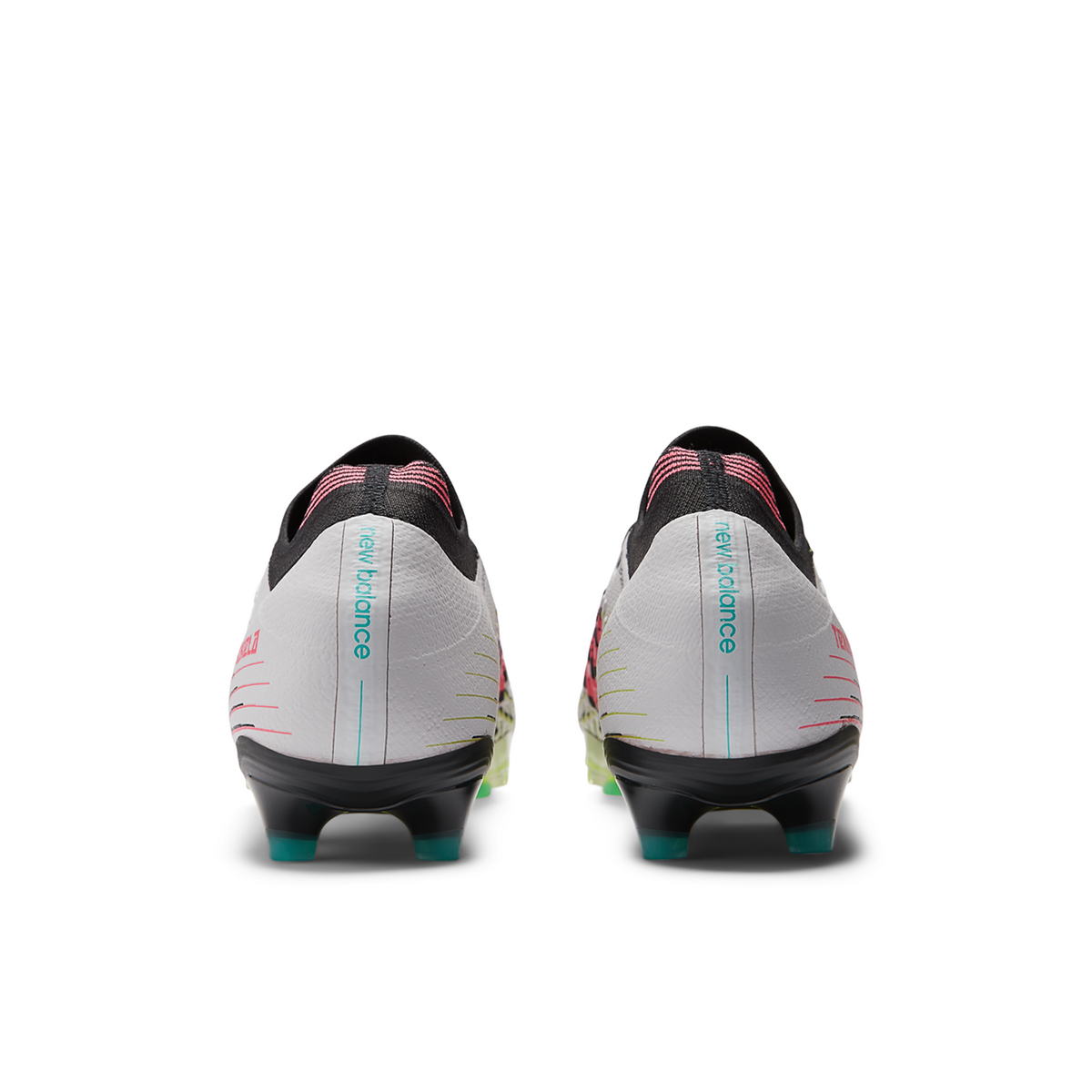 New Balance M Tekela Low Pro FG Colorful Nockenschuhe in WEISS