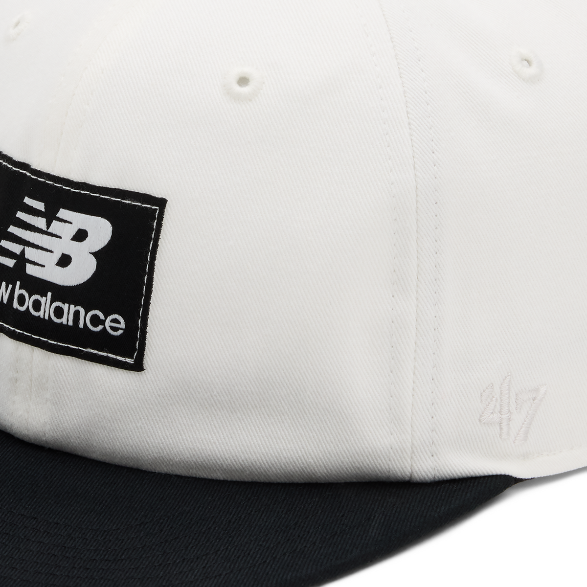 New Balance '47 Captain in WEISS