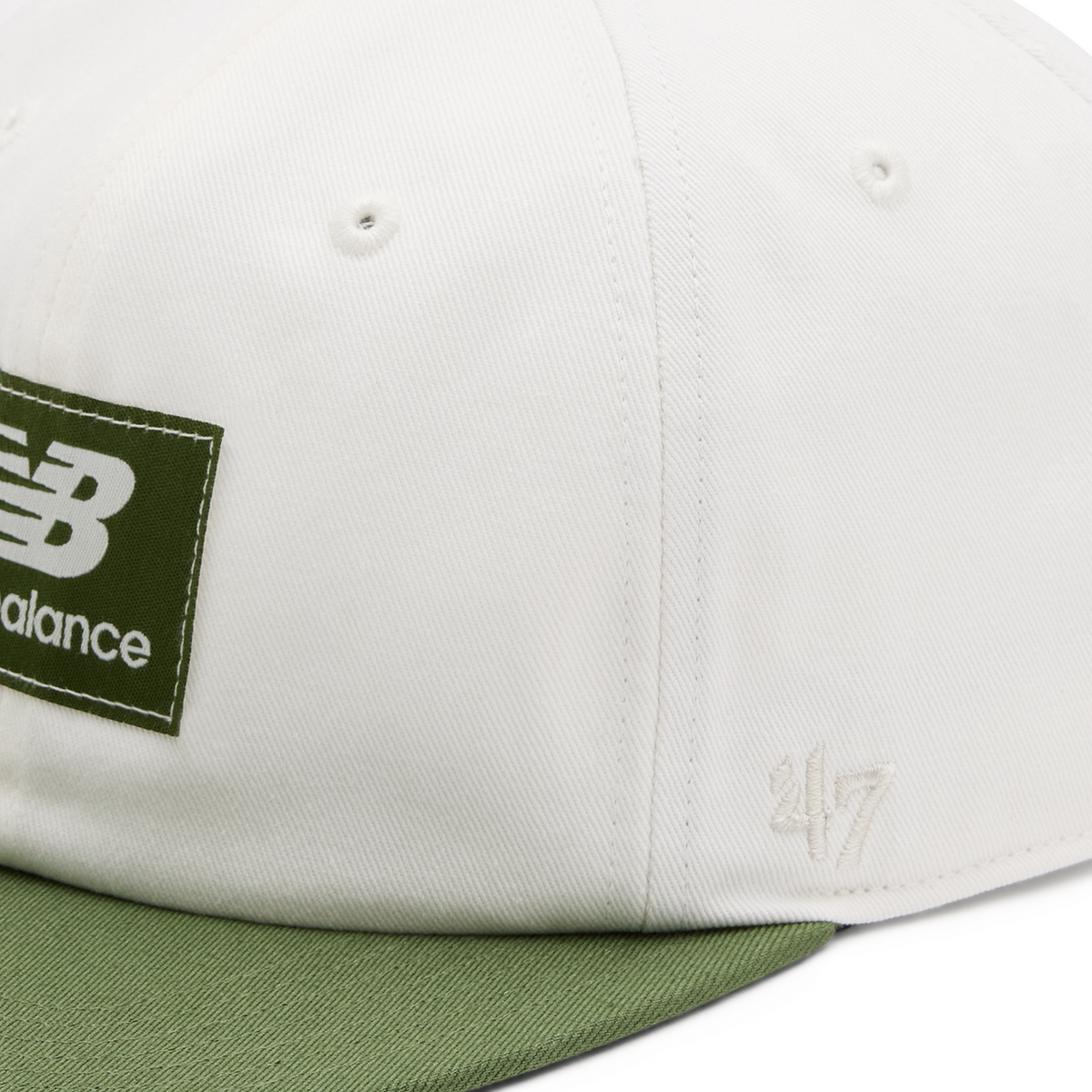 New Balance '47 Captain in WEISS