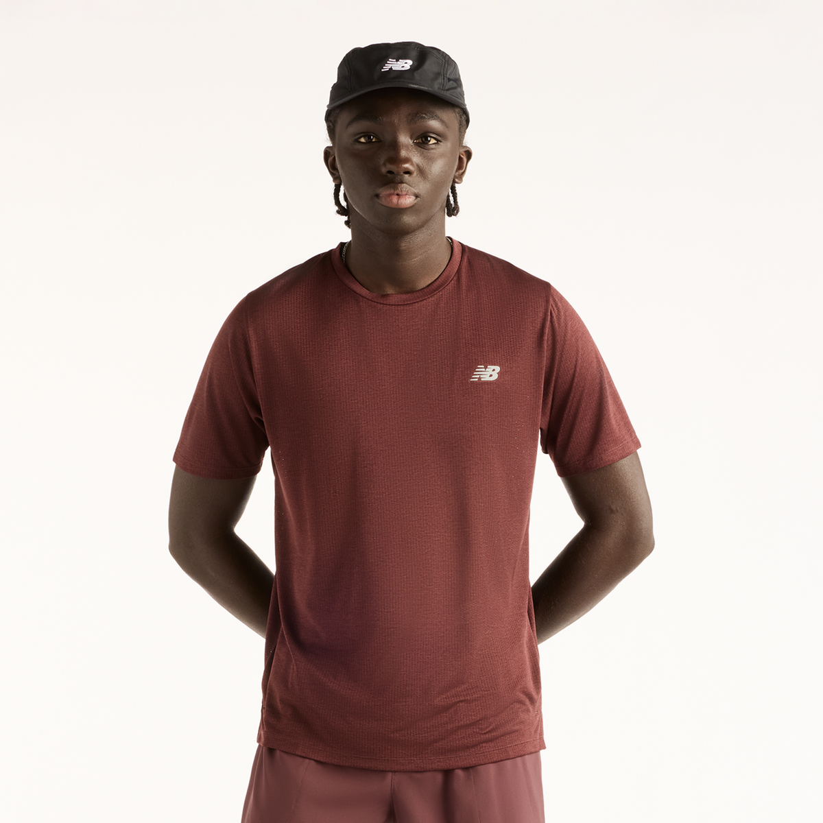 New Balance NB Athletics Run T-Shirt in ROT