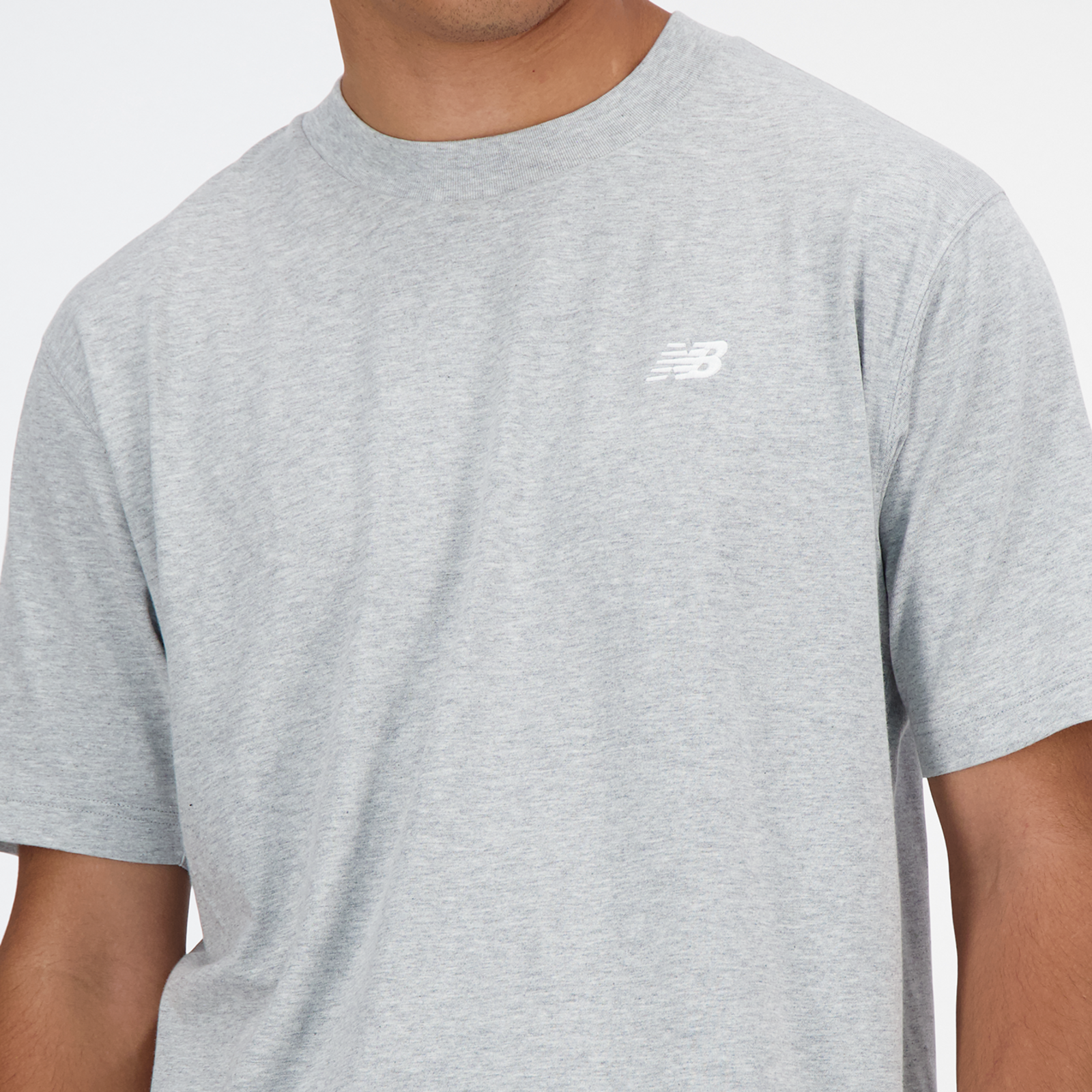 New Balance Sport Essentials Small Logo T-Shirt in