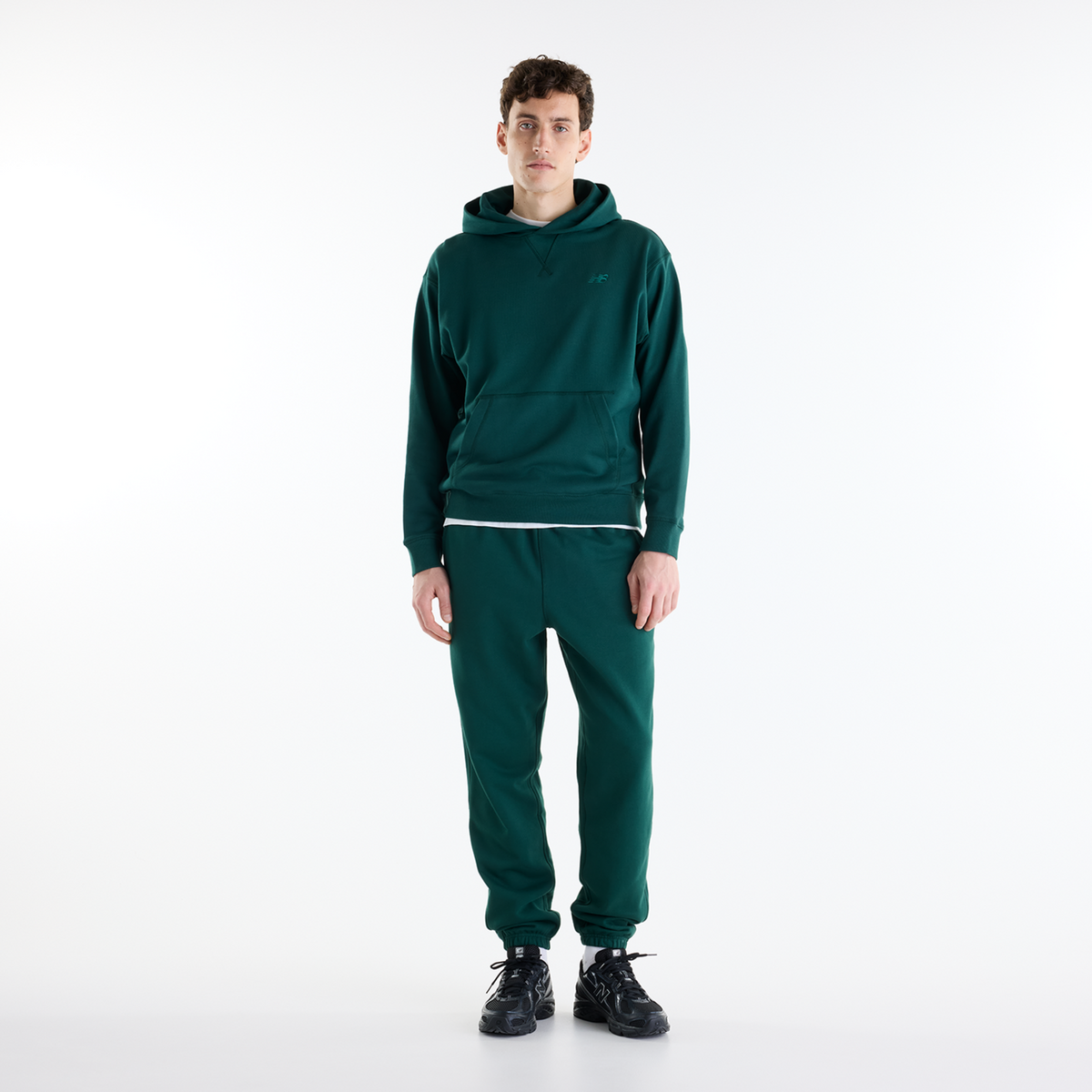 New Balance NB Athletics French Terry Hoodie in GRÜN