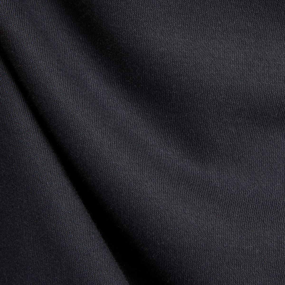 New Balance Sport Core Brushed Crew in SCHWARZ