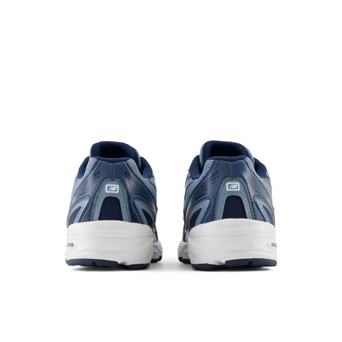 New Balance 740 Bungee Lace in BLAU