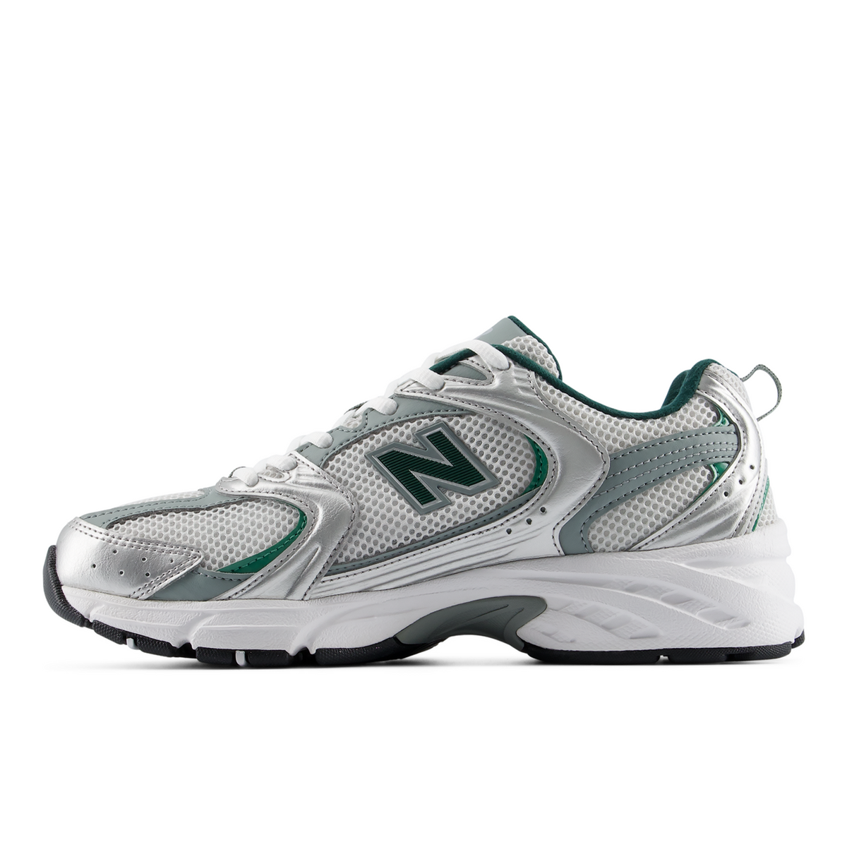 New Balance 530 Sport Tech Metallics in GRAU