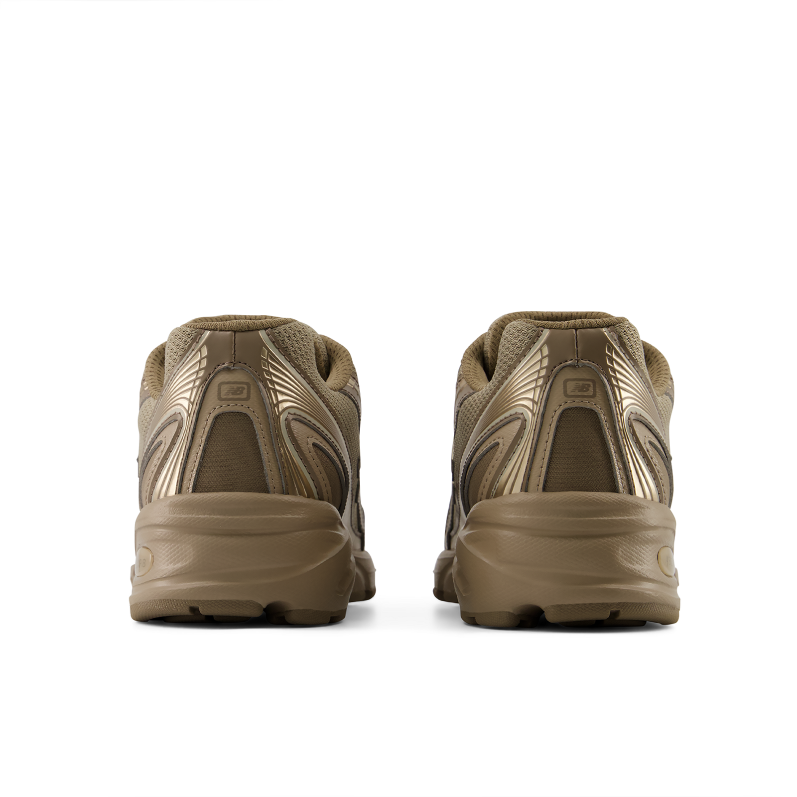 New Balance U7402XX - 740 in BEIGE
