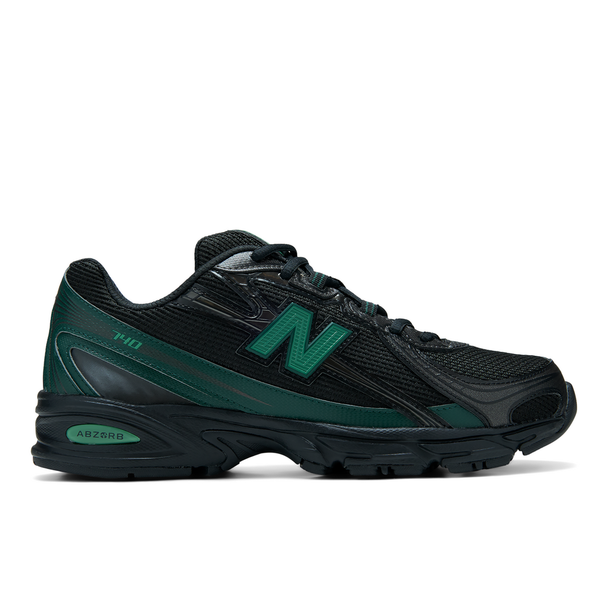 New Balance 740 Dark Vibes in SCHWARZ