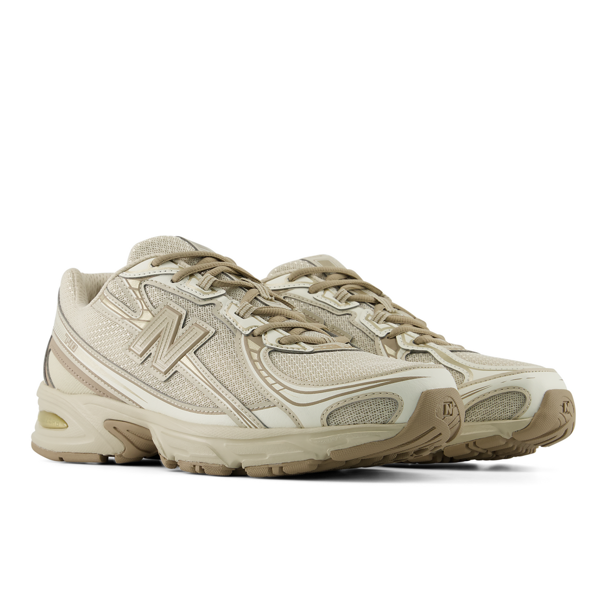 New Balance 740 Indian Summer Vibe in BRAUN
