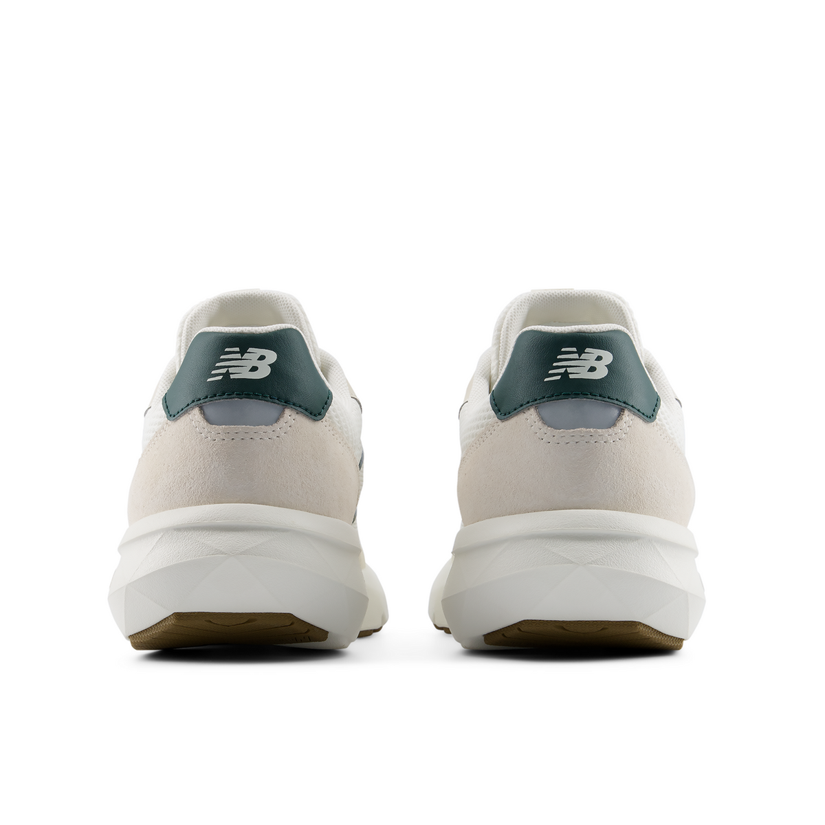 New Balance U8002XT - DynaSoft UA800 v1 in WEISS
