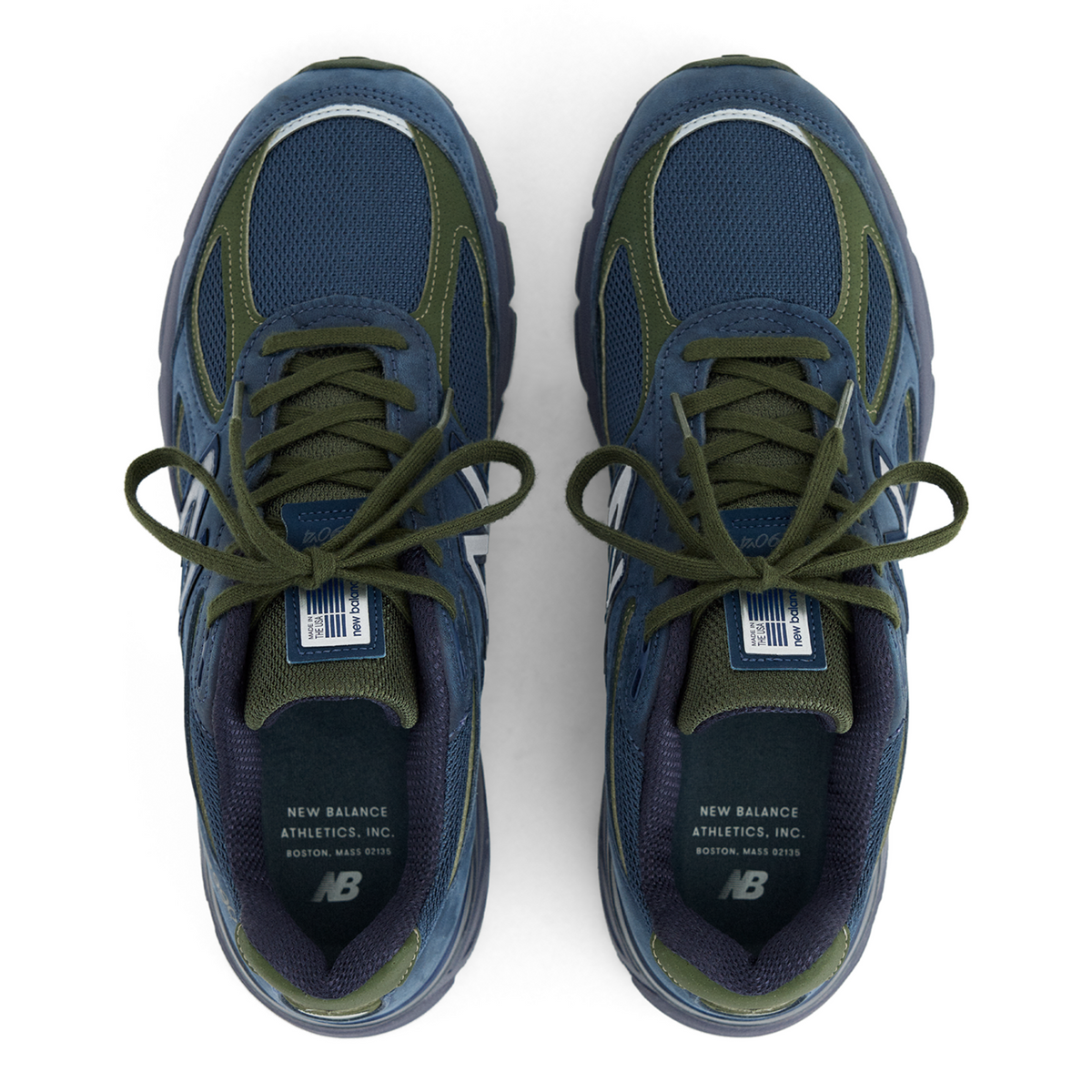 New Balance 990 v4 Made in USA in BLAU