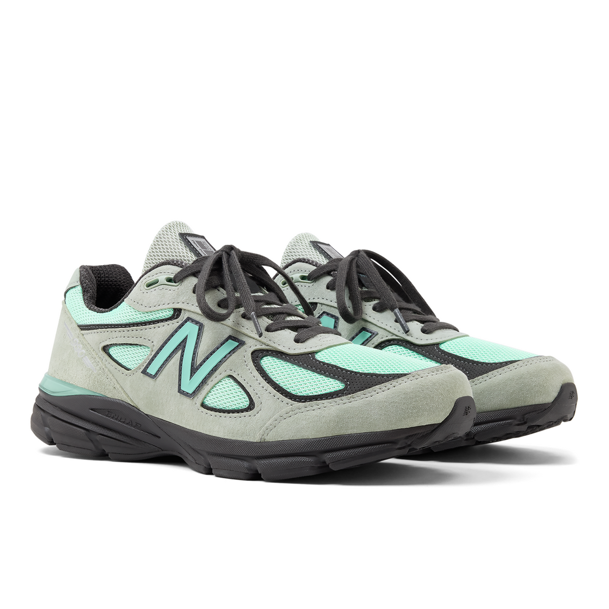 New Balance 990 v4 Made in USA Sport in GRÜN
