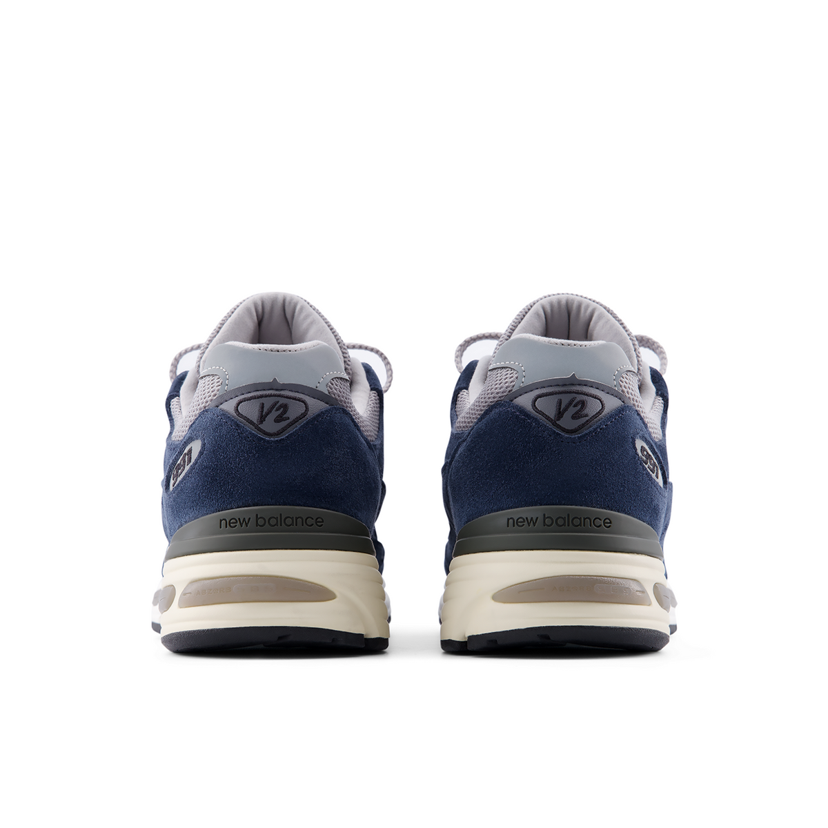 New Balance 991 v2 Made in UK Plus in BLAU