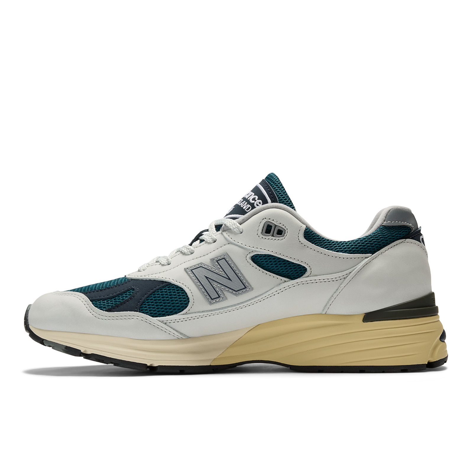 New Balance M 991 Made in UK v2 Iconic Influences Freizeitschuhe in WEISS