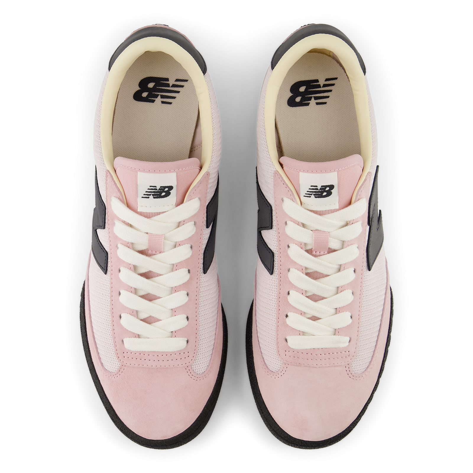 New Balance Gator Run Core in PINK