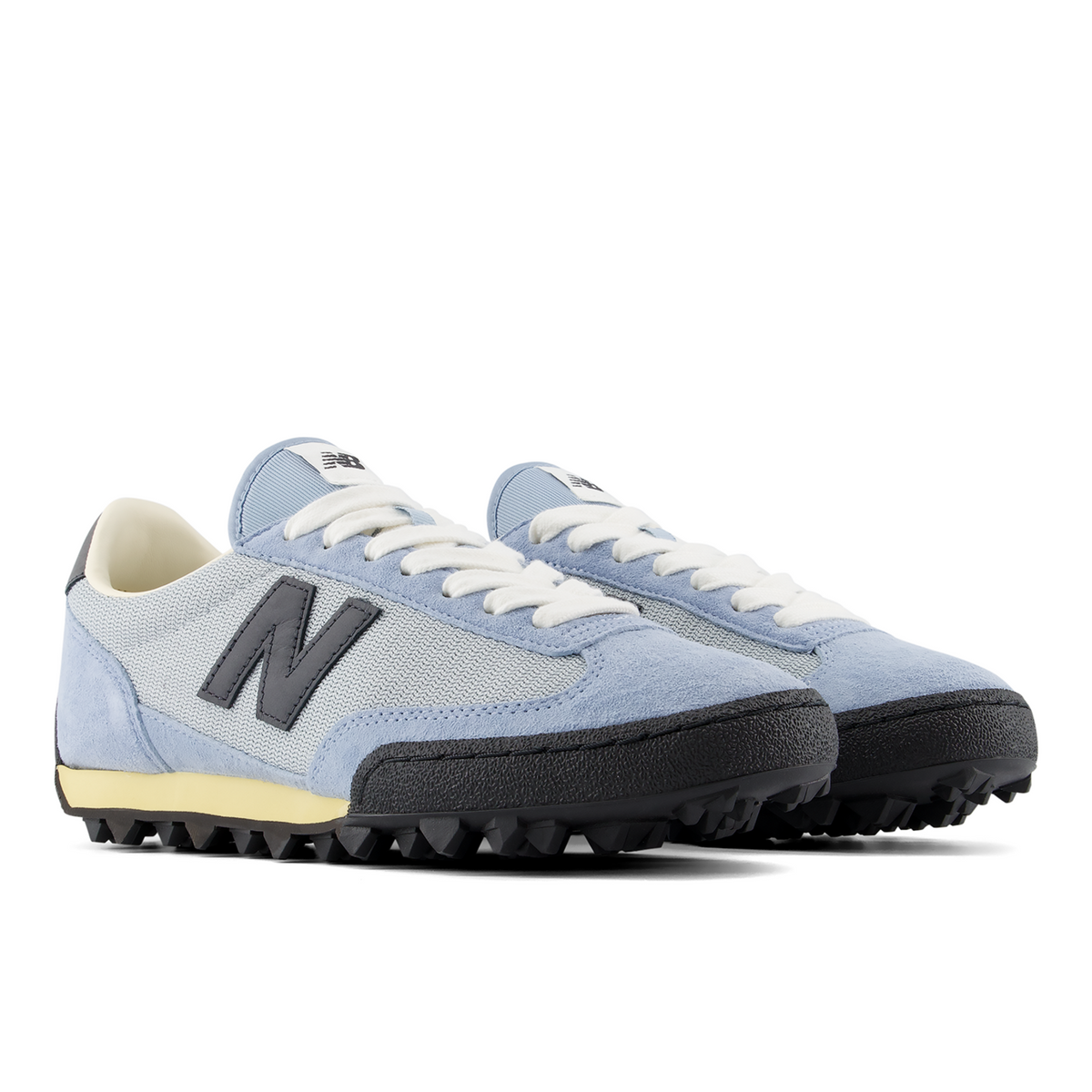 New Balance Gator Run Core in GRAU