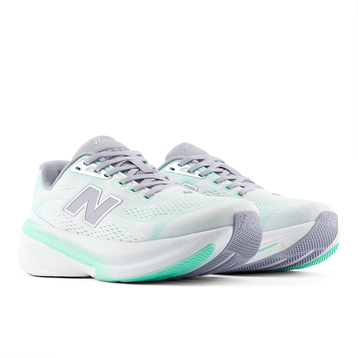 New Balance W8606M1 - Fresh Foam X 860V15 in WEISS