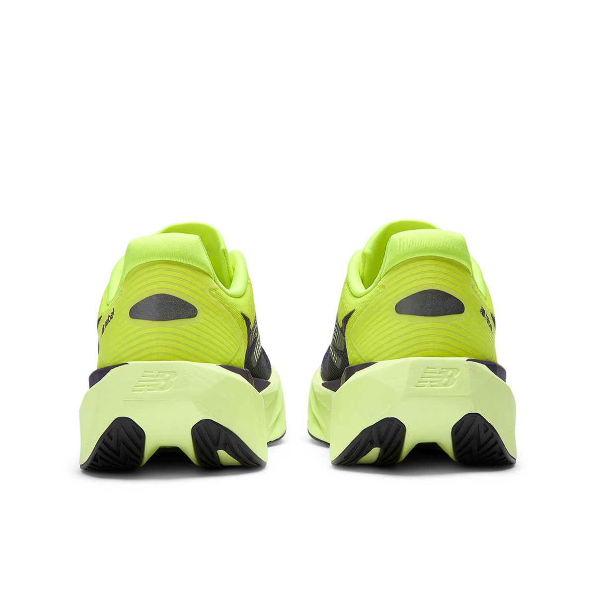 New Balance W Rebel v5 Laufschuhe in GRÜN