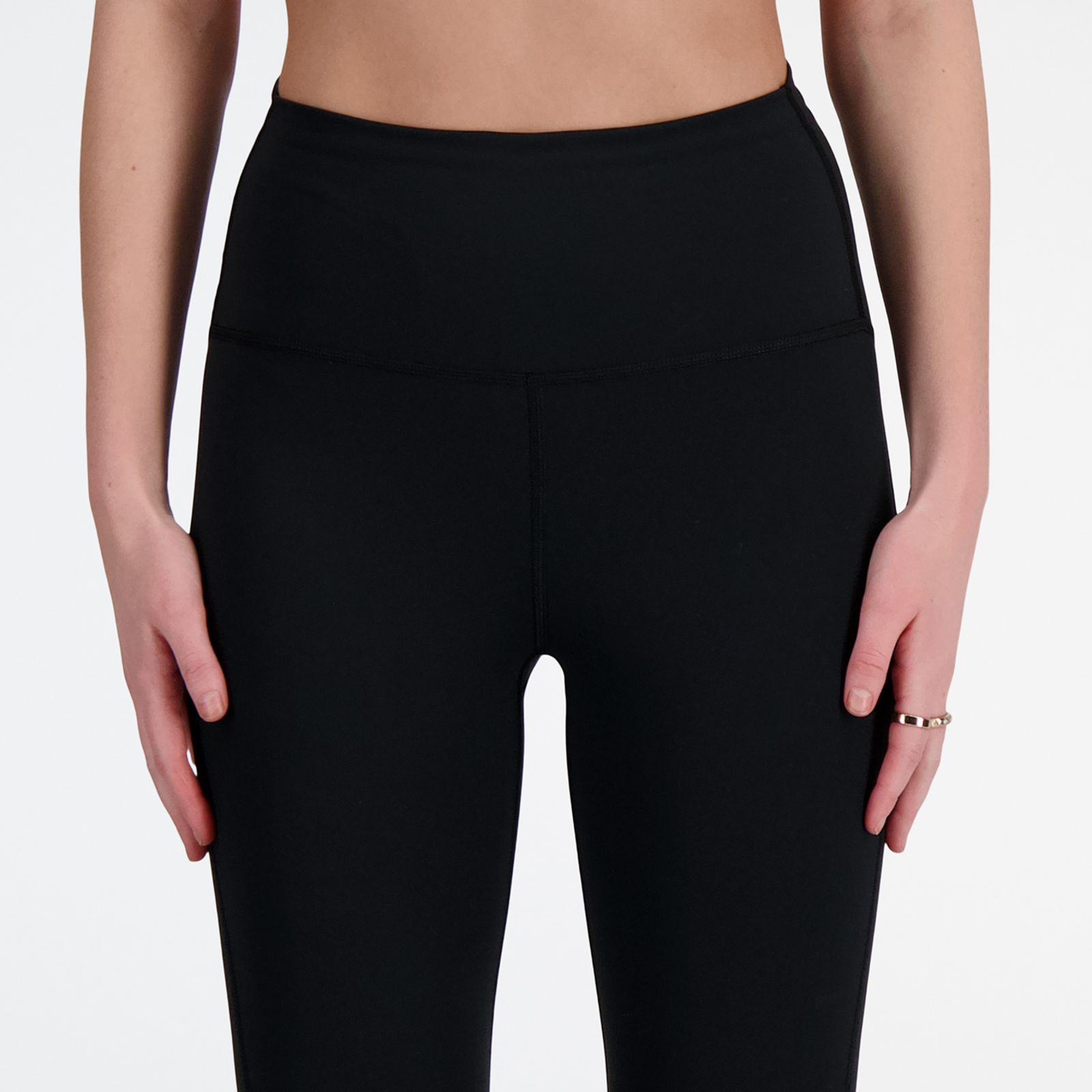 New Balance W NB Athletics Sleek 23 Inch High Rise Legging in