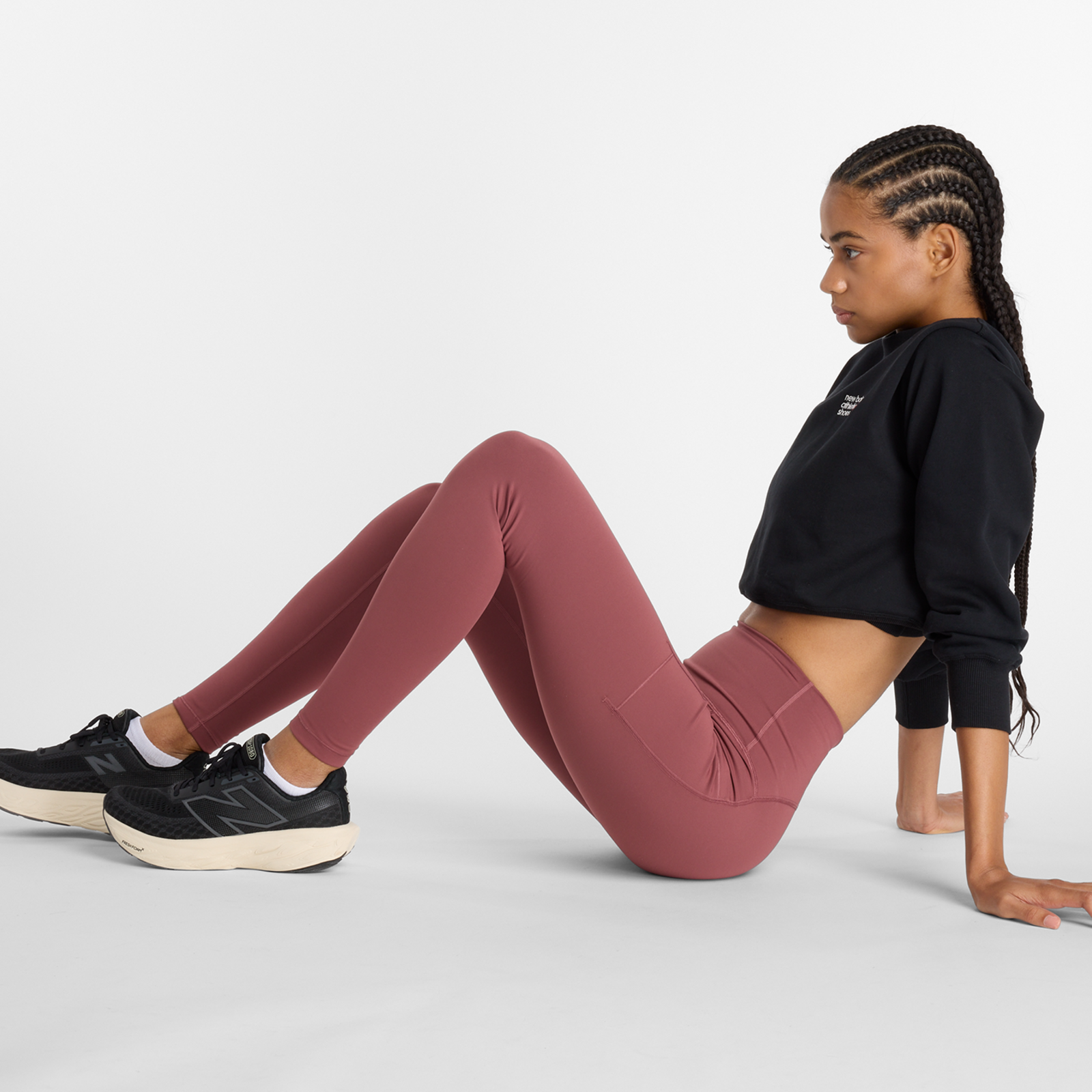 New Balance W NB Sleek Pocket High Rise Legging 27" in