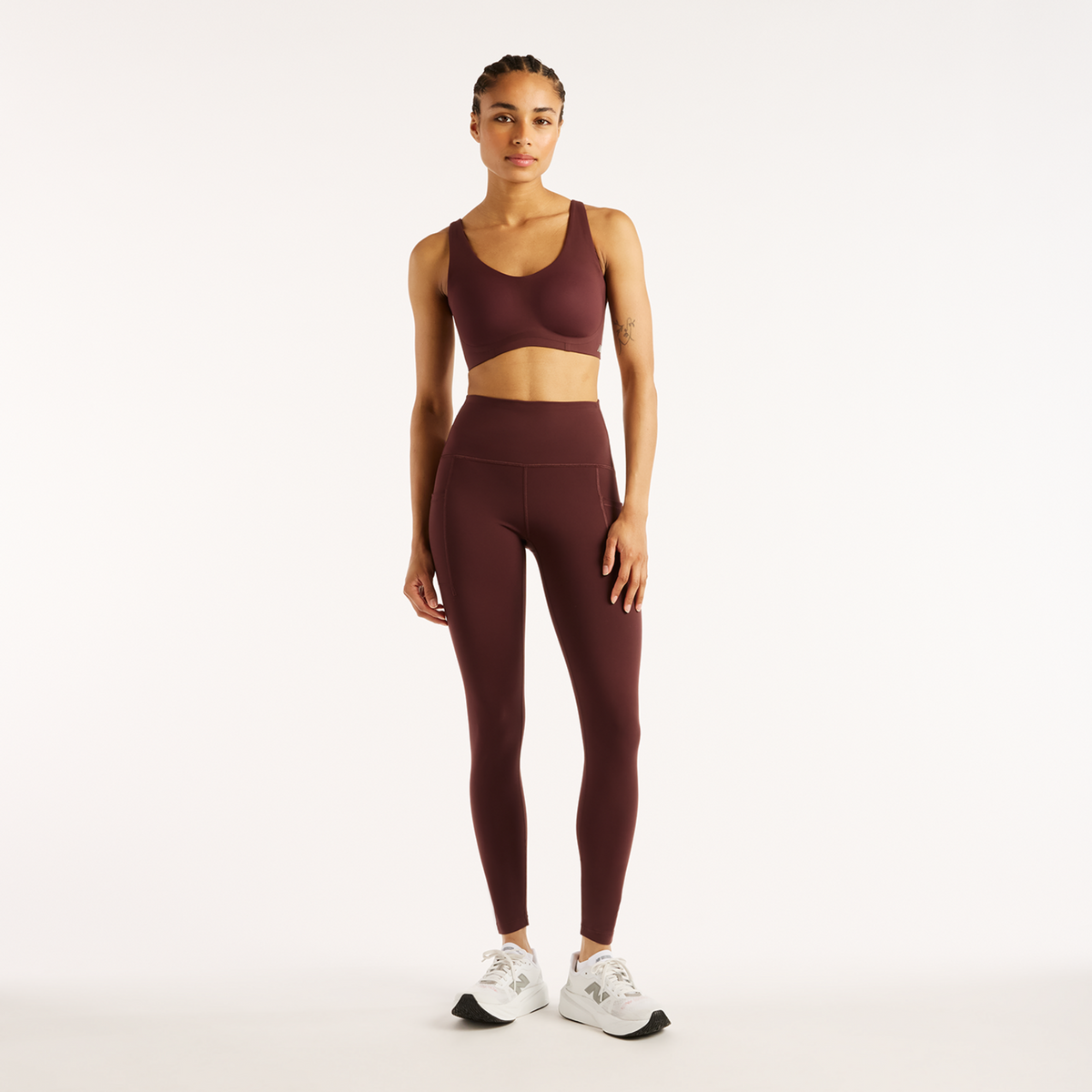 New Balance W NB Sleek Pocket High Rise Legging 27" in ROT
