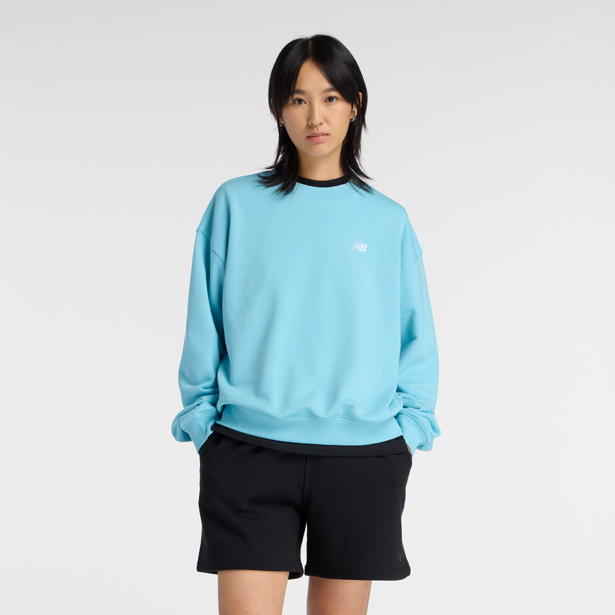 New Balance W Sport Essentials French Terry Small Logo Crew in