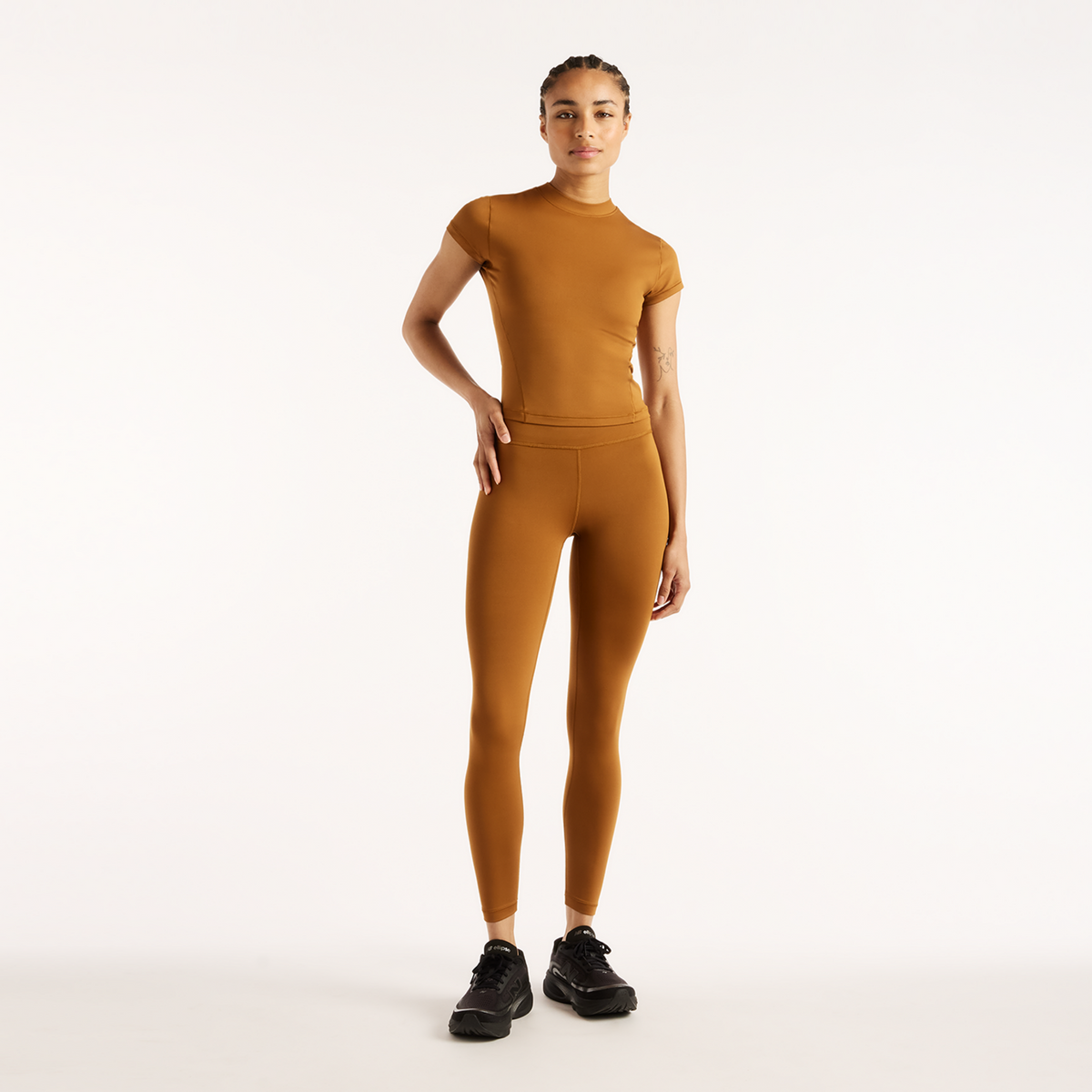 New Balance W NB Define Fitted T-Shirt in BRAUN