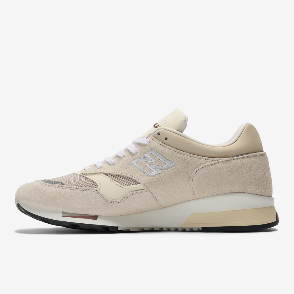 New Balance M 1500 Made in UK Elevated Essentials Freizeitschuhe in GRAU