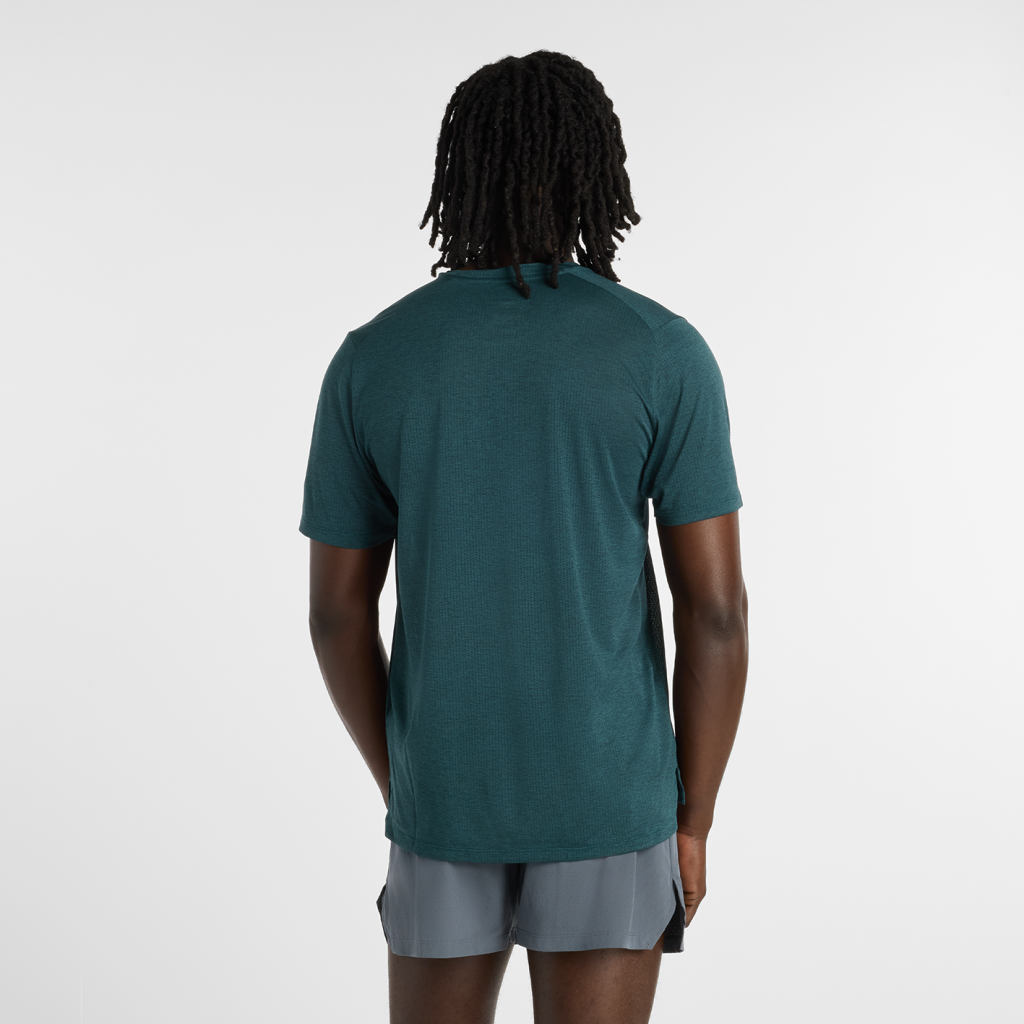 New Balance NB Athletics Run T-Shirt in GRÜN