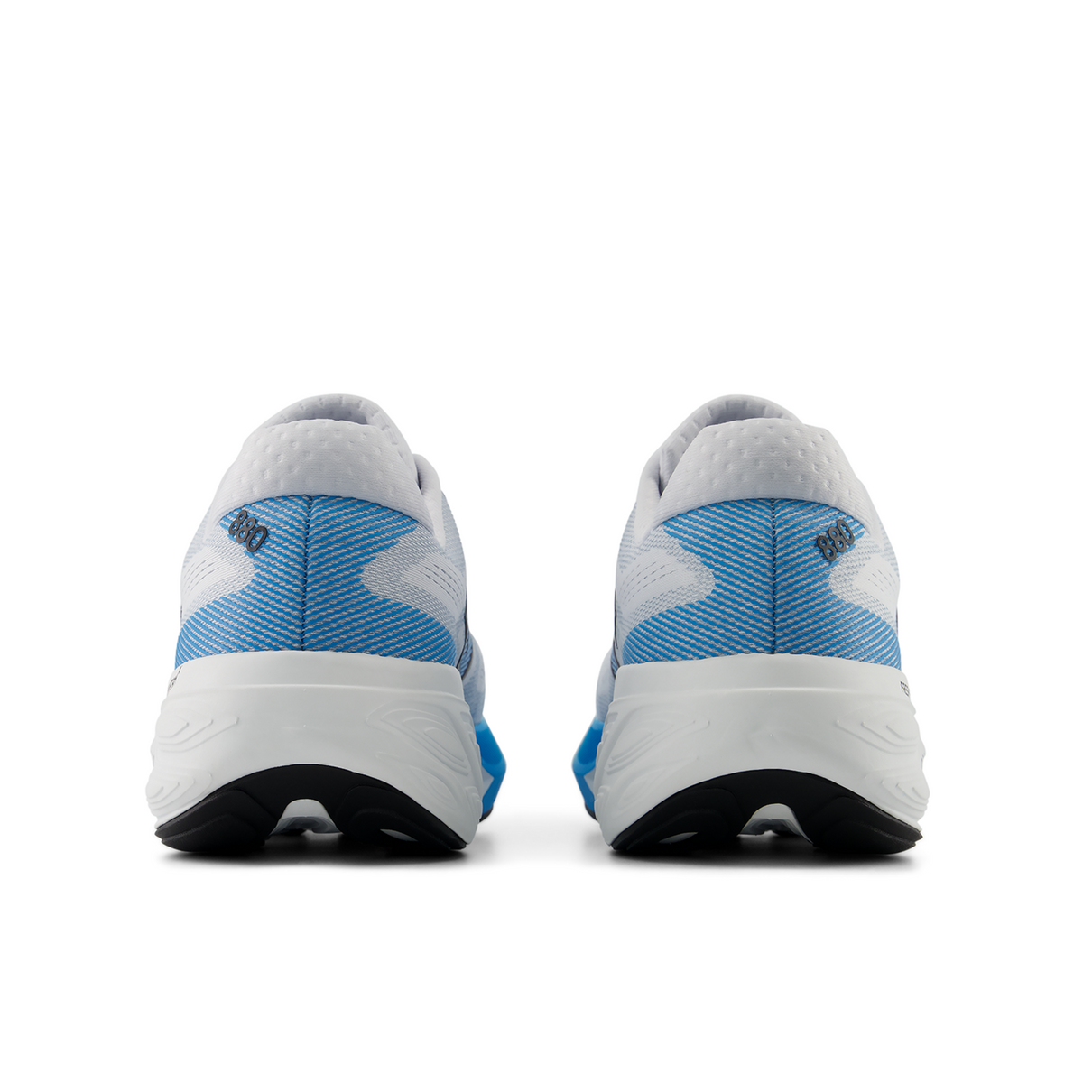 New Balance M 880 Weite B v15 Laufschuhe in WEISS
