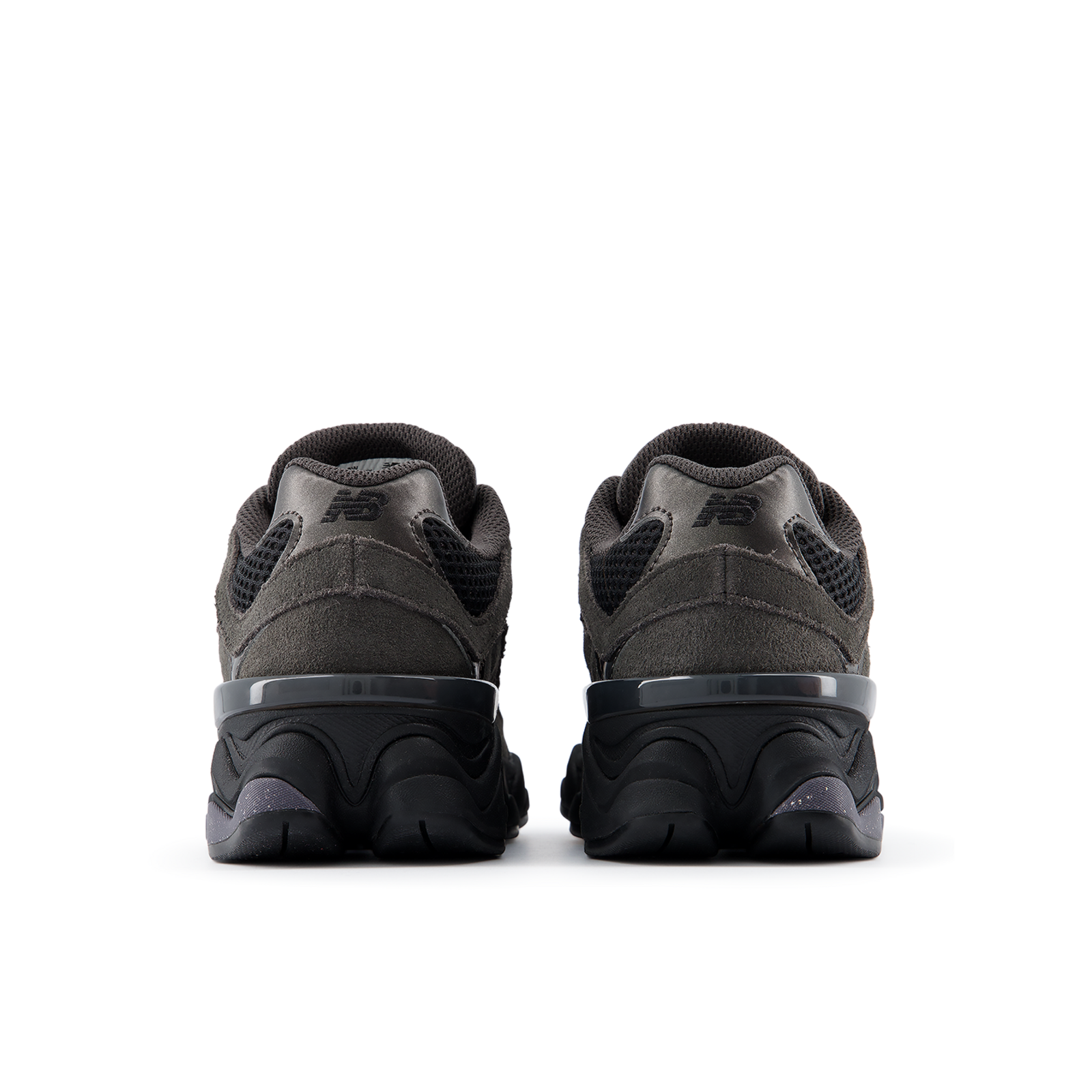 New Balance 9060 Lace in SCHWARZ