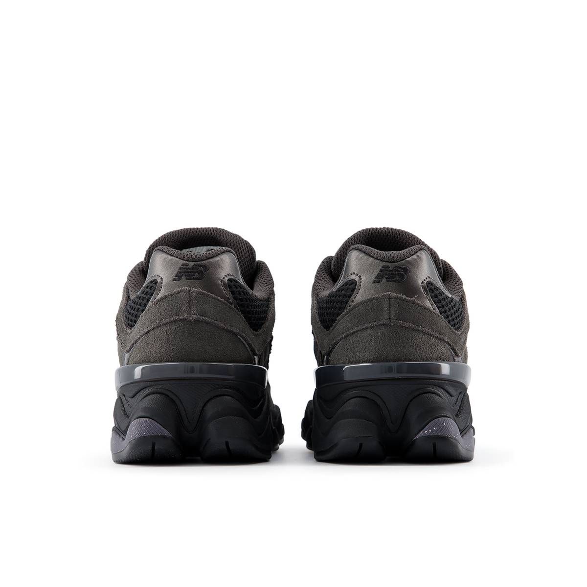 New Balance 9060 Lace in SCHWARZ