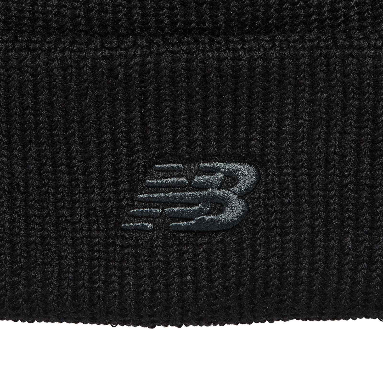 New Balance '47 Cuff Knit Hat in SCHWARZ