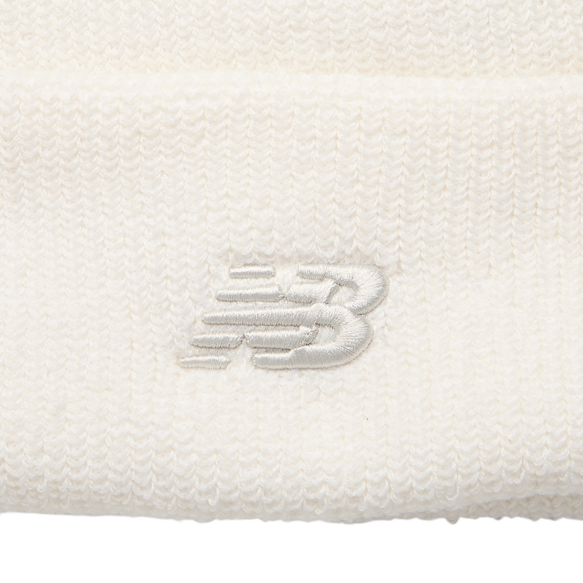 New Balance '47 Cuff Knit Hat in WEISS