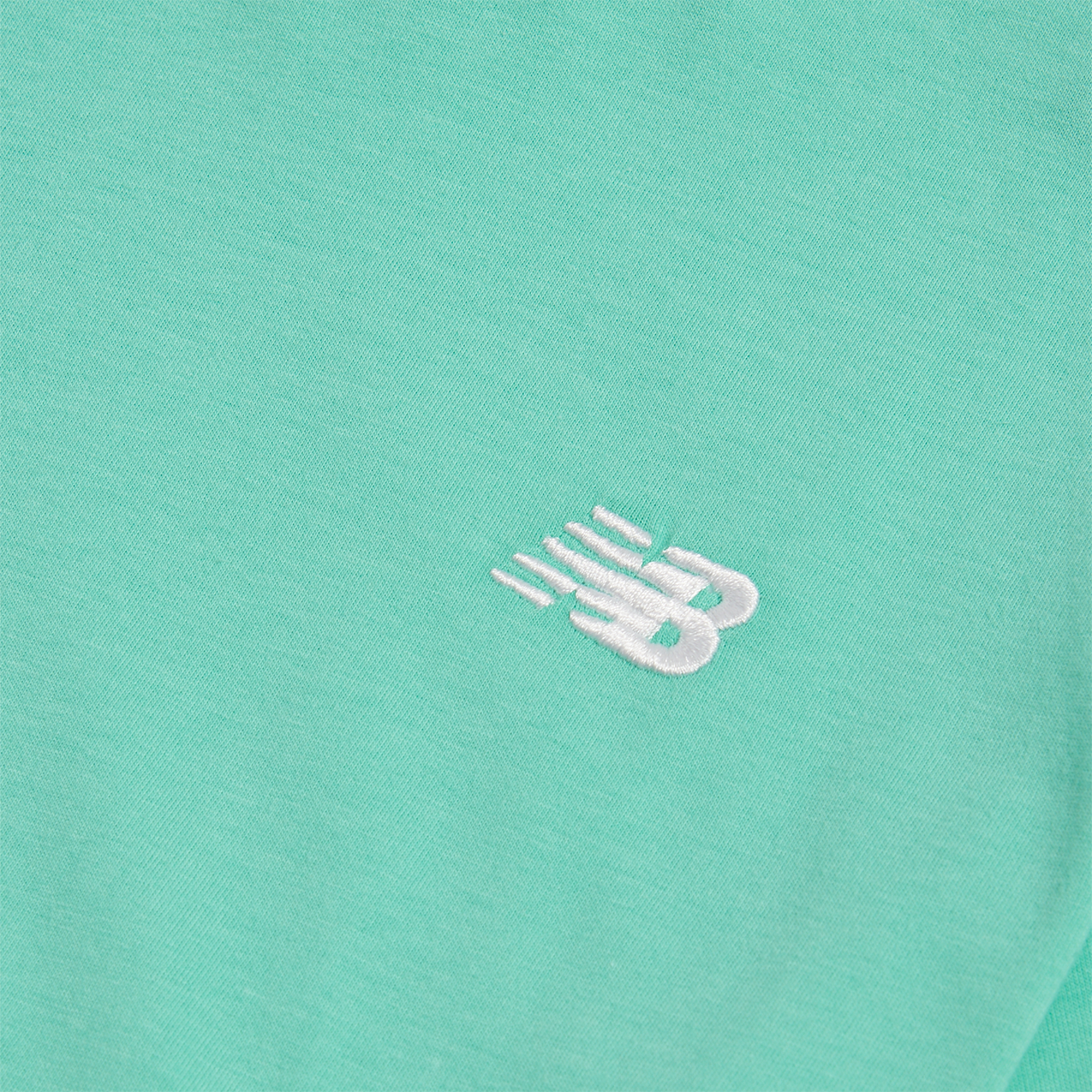 New Balance B New Balance Jersey Small Logo Tee in GRÜN