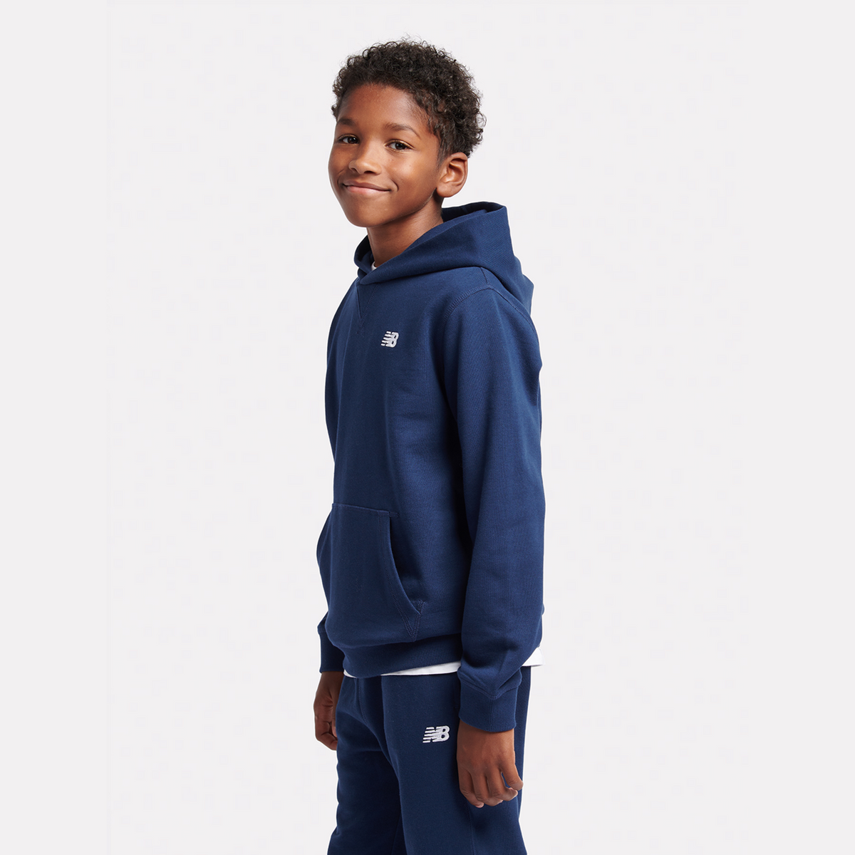 New Balance B New Balance French Terry Small Logo Hoodie in BLAU