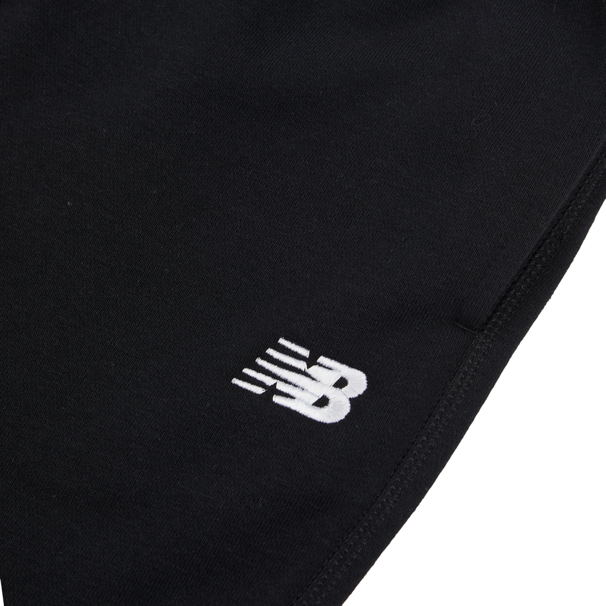 New Balance B New Balance French Terry Small Logo Jogger in SCHWARZ