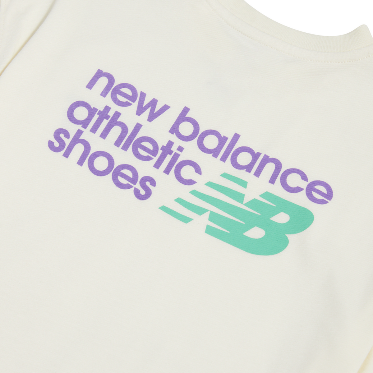 New Balance B NB Athletics Relaxed Premium Graphic Tee in WEISS