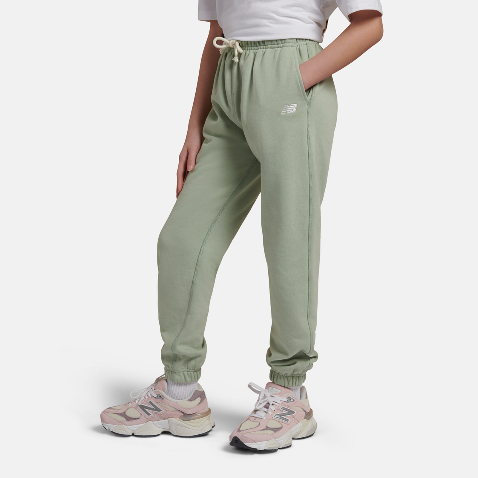 New Balance G New Balance French Terry Small Logo Jogger in
