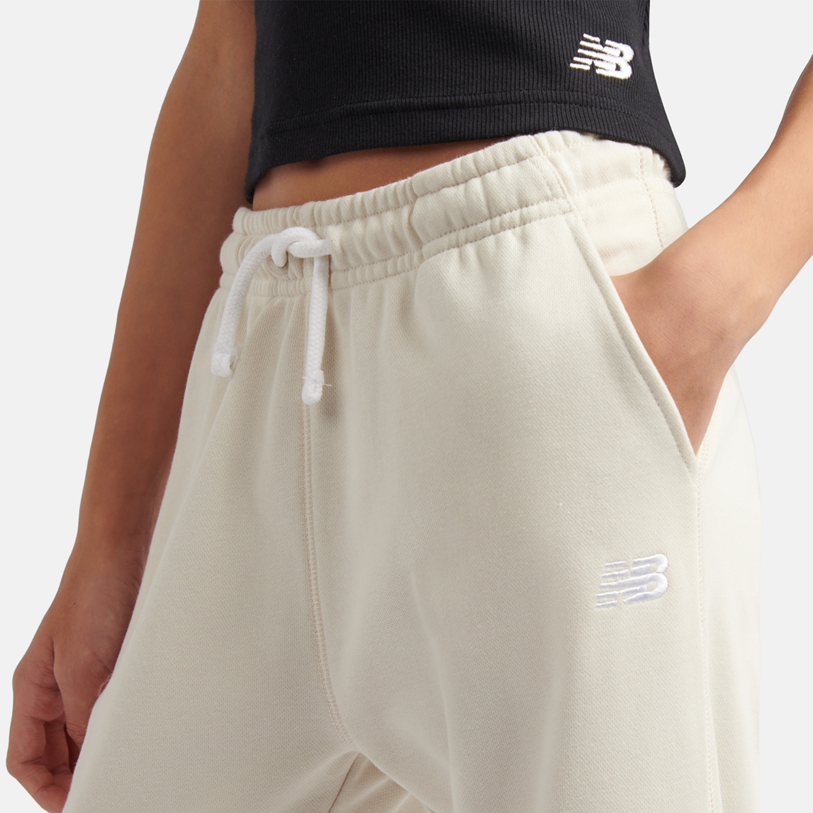 New Balance G New Balance French Terry Small Logo Jogger in