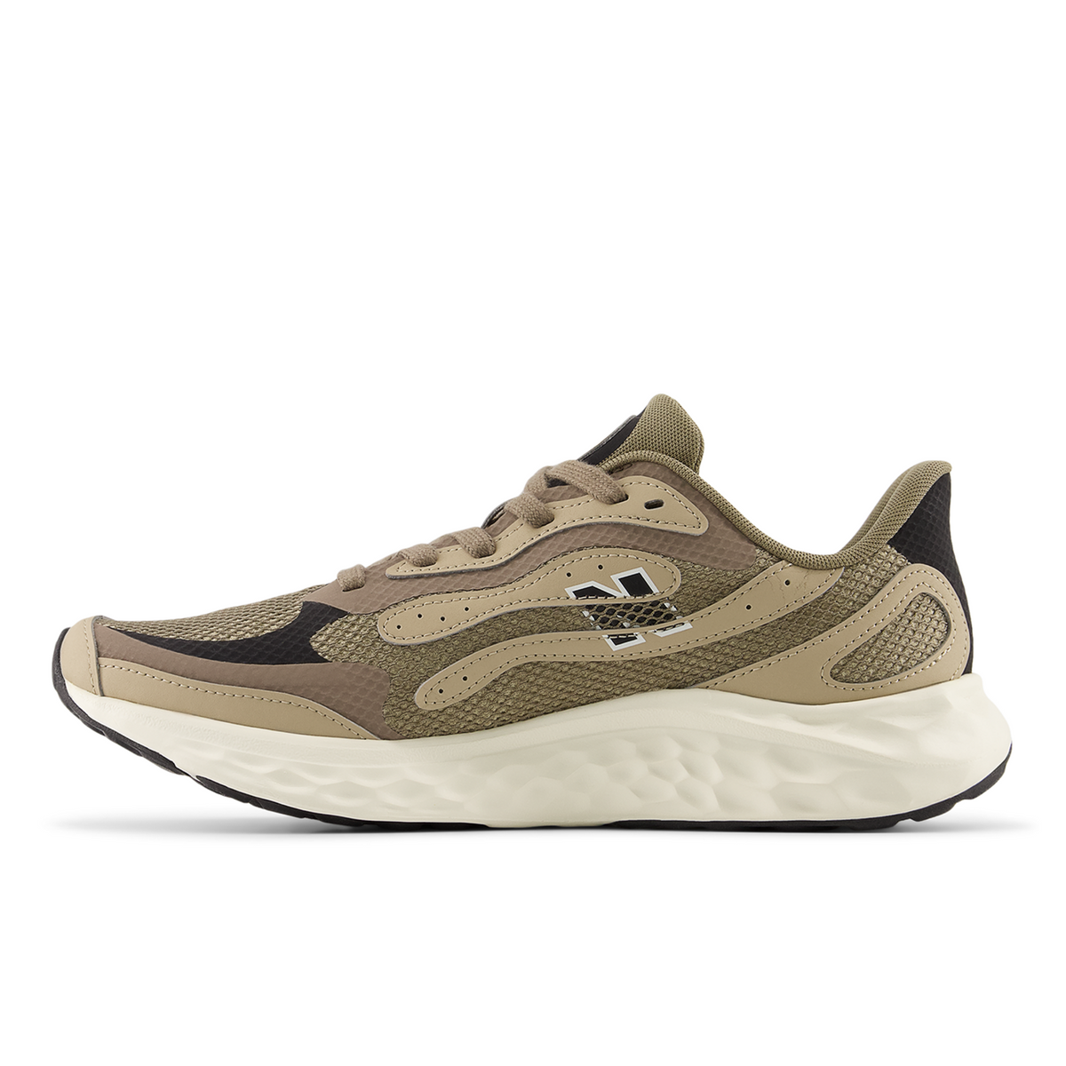 New Balance M Arishi v4 Tiralux Laufschuhe in BRAUN