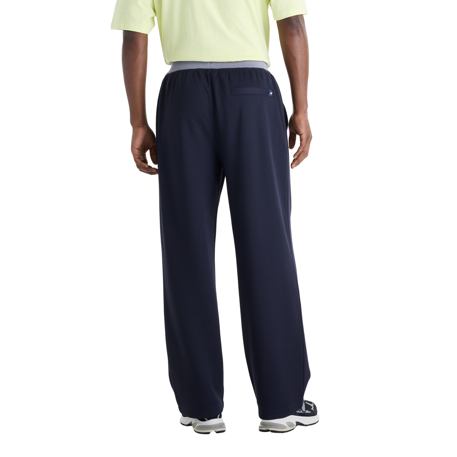 New Balance Sport Legacy Pique Pant in SCHWARZ