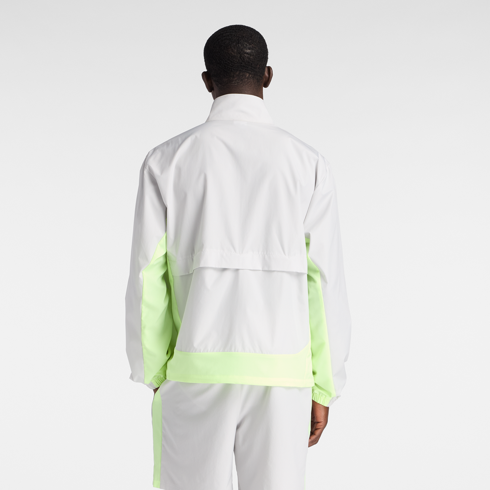 New Balance Fast Days Jacket in WEISS